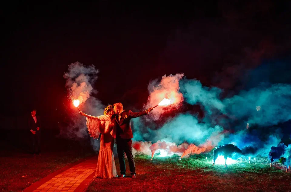 słoneczniki, race na ślubie